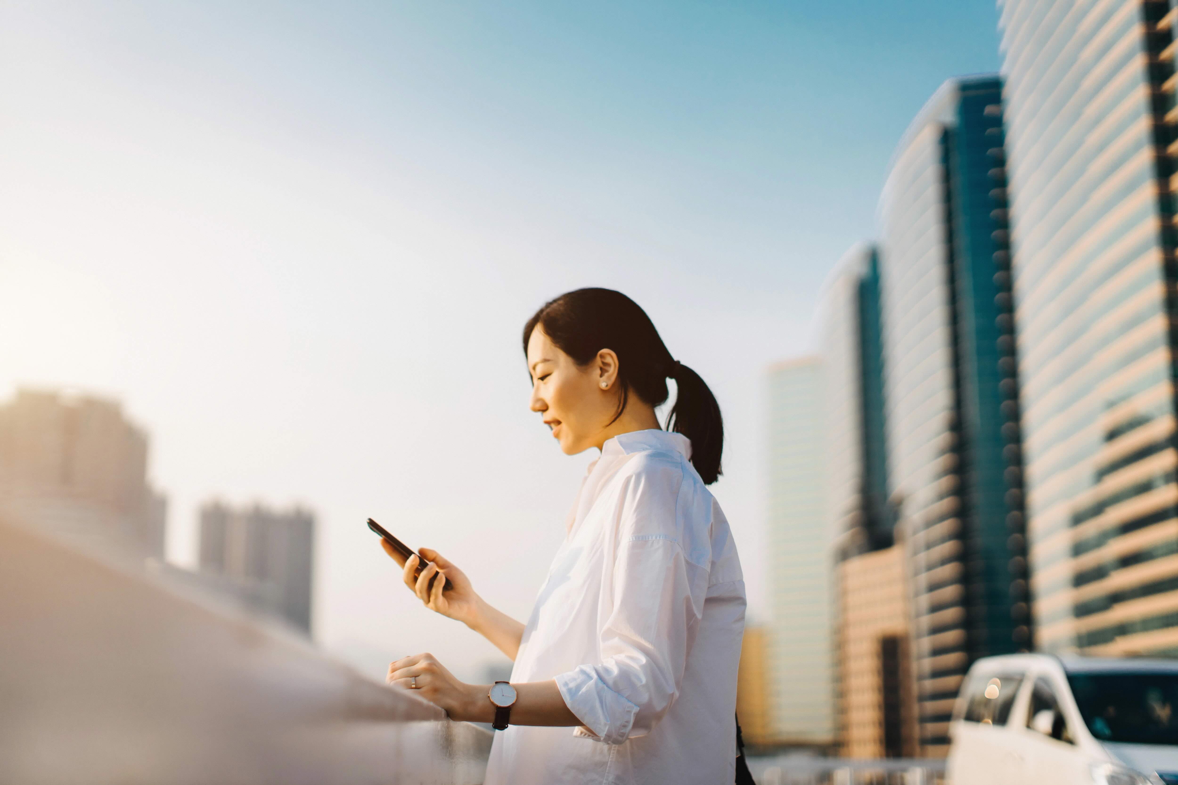 SAP Concur lady on a phone