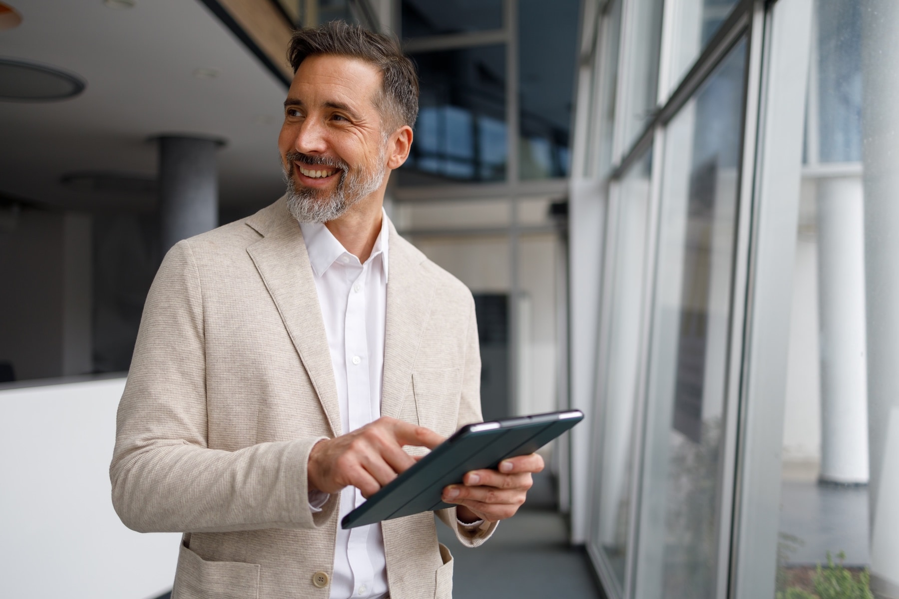 Man holding tablet